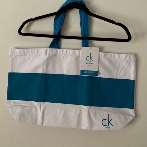 Calvin Klein blue/white fabric tote, sturdy, functional, brand new, 20x12x5 in. - Picture 1 of 7